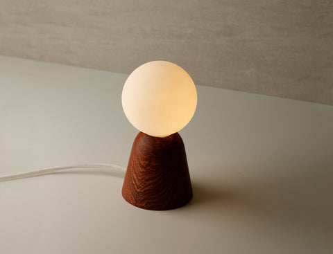 Lámpara de mesa C01